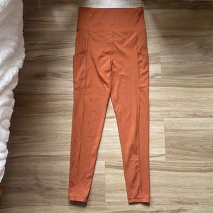 American Eagle, The everything pocket leggings, Size M